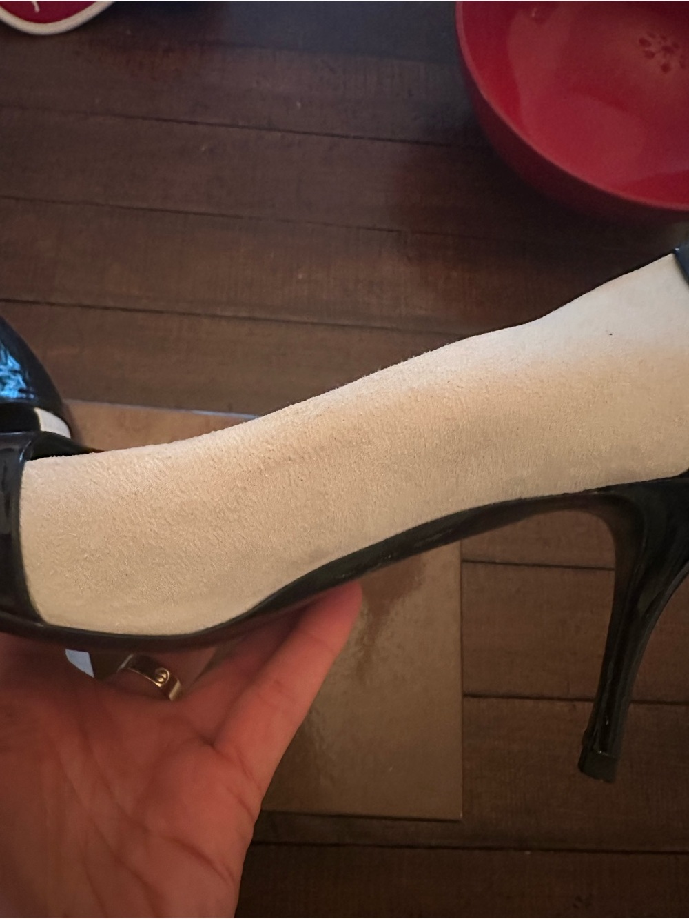 Gucci Black Patent and White Suede Open Toe Pumps - Picture 10 of 16